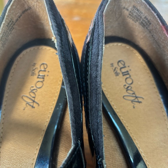 Euro Soft Navy Blue Suede Strapped Elegant & Comfy Mary Jane 3” Heels W 9.5 M - Picture 7 of 8